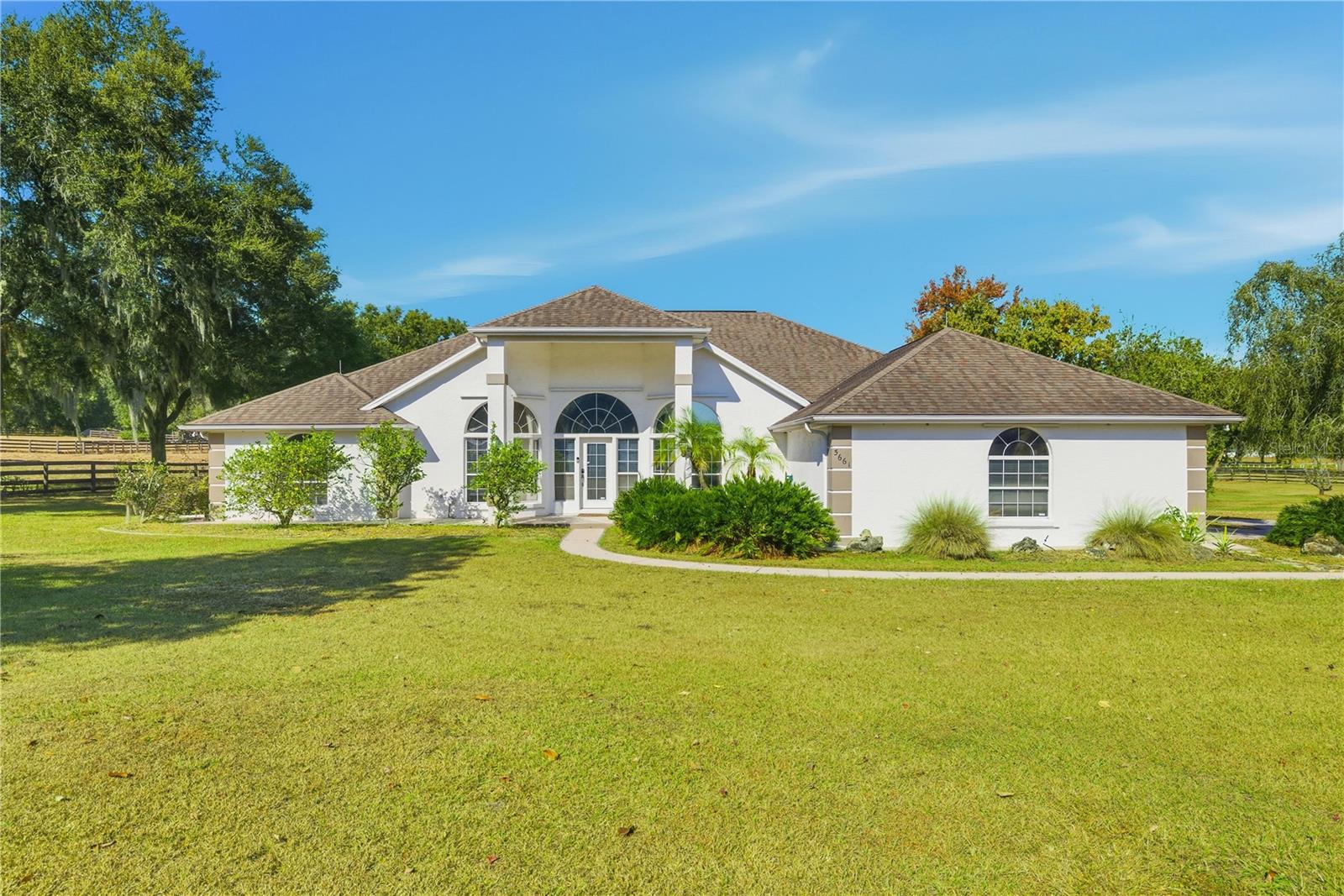 OAK TRAIL ESTATE - Residential Lease