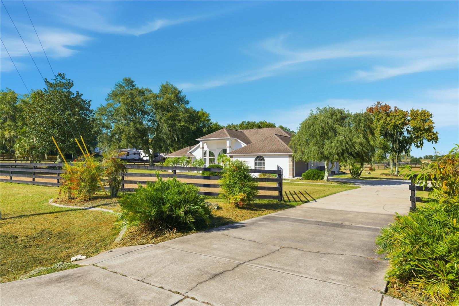 OAK TRAIL ESTATE - Residential Lease