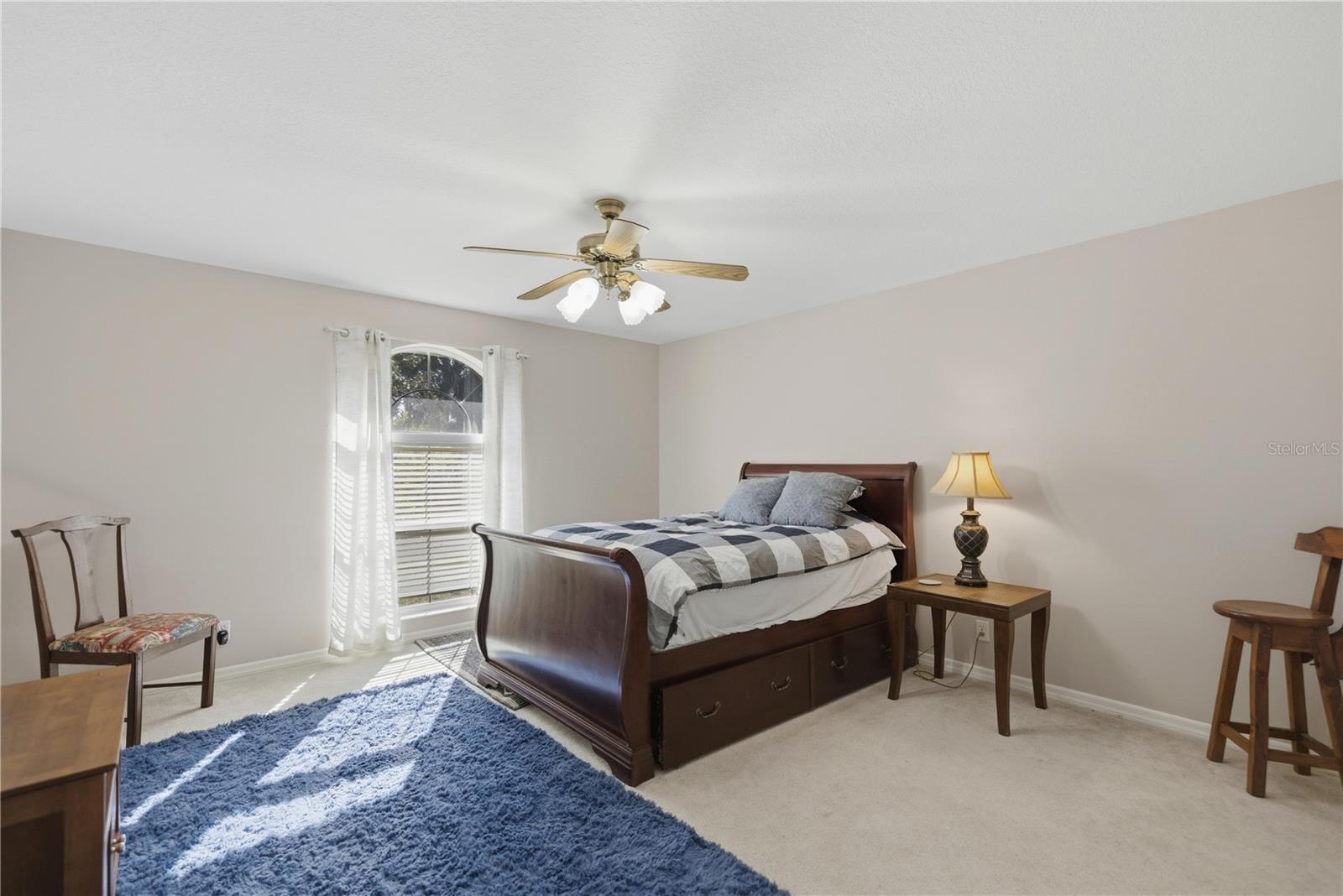 OAK TRAIL ESTATE - Residential Lease