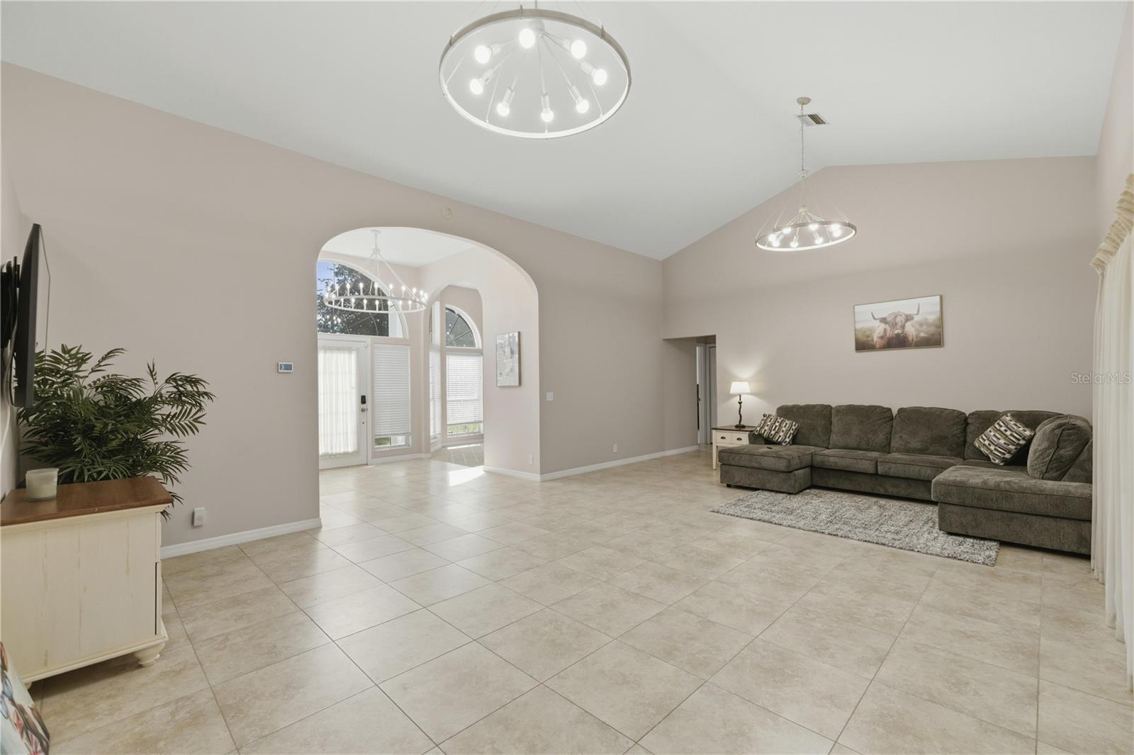 OAK TRAIL ESTATE - Residential Lease