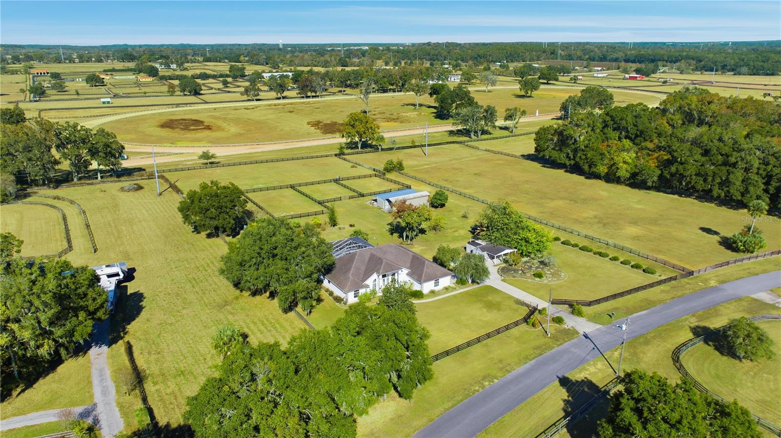 OAK TRAIL ESTATE - Residential Lease