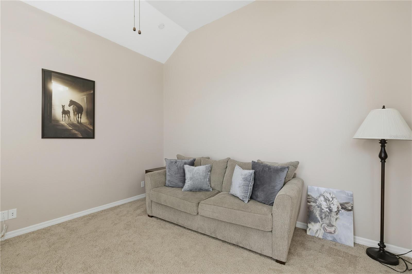 OAK TRAIL ESTATE - Residential Lease