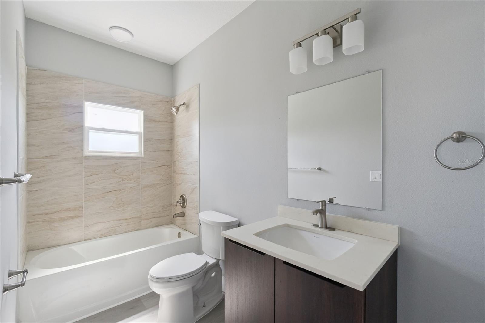 REPLAT OF NORTH SHORE SUB - Residential