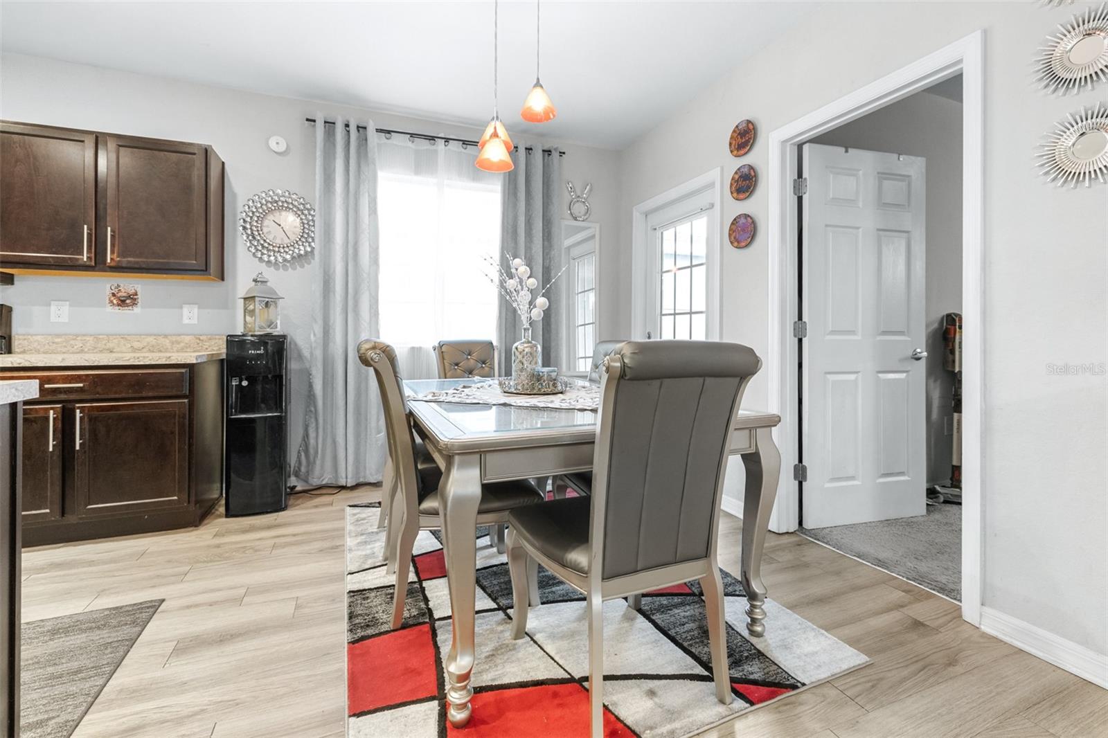 SYMMES COVE - Residential