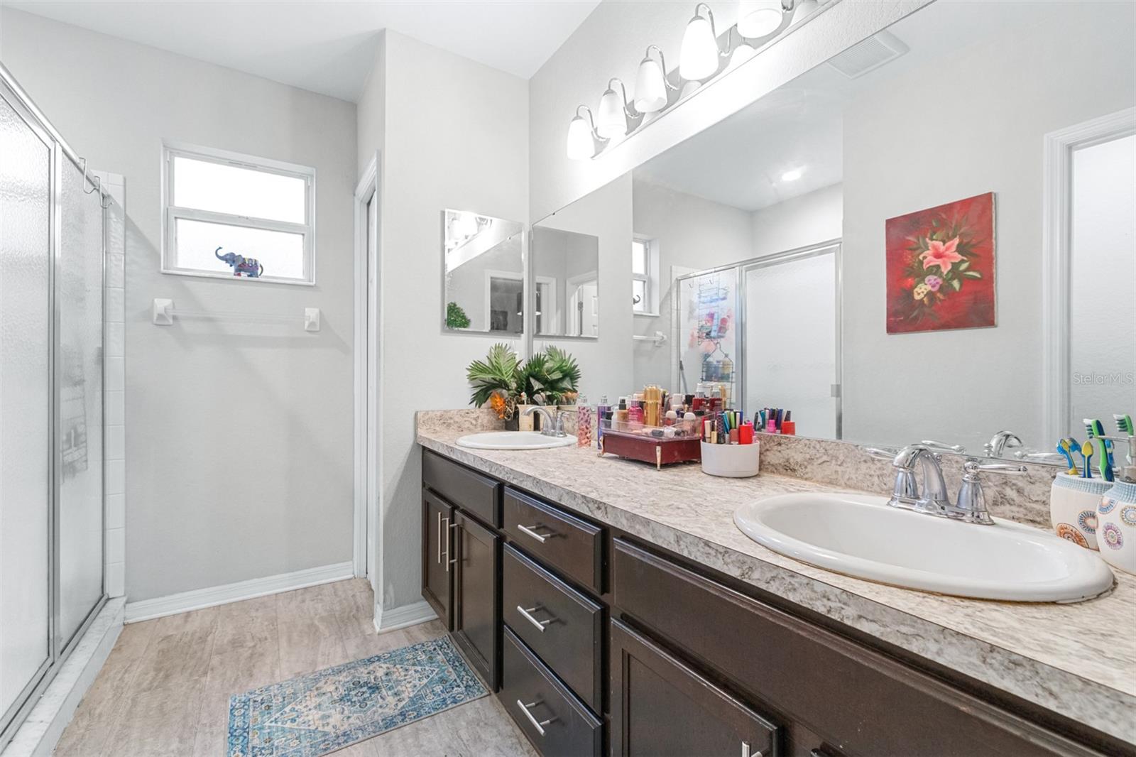 SYMMES COVE - Residential