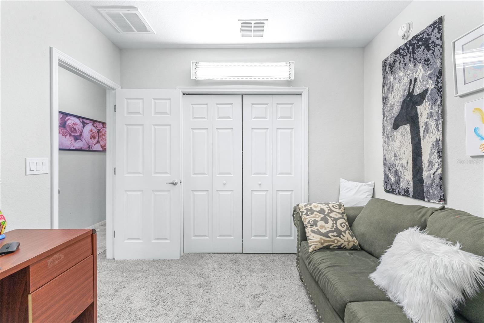 SYMMES COVE - Residential