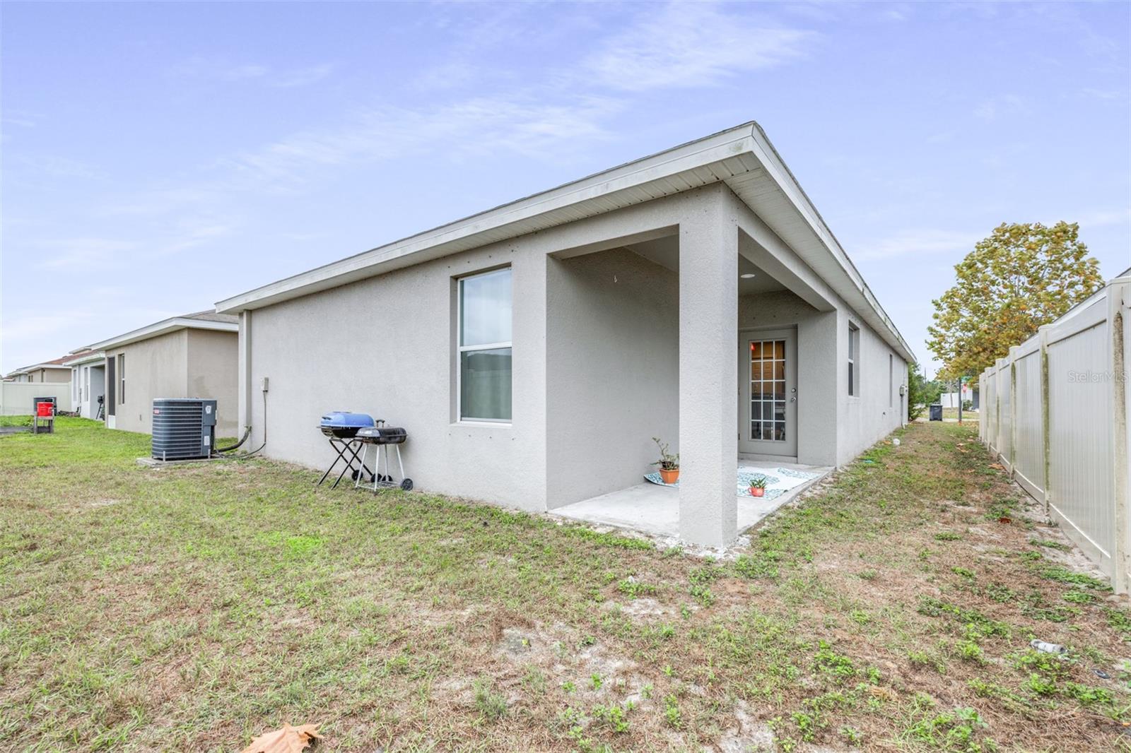 SYMMES COVE - Residential