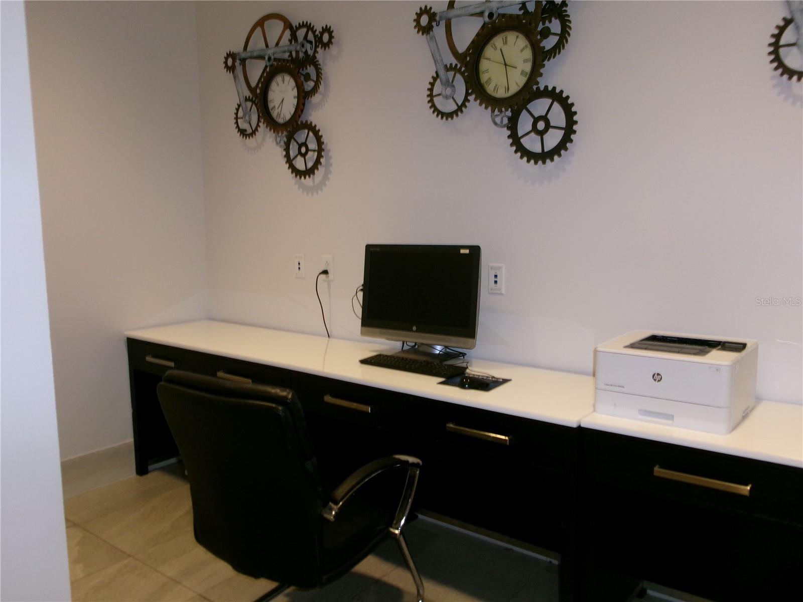 GROVE RESORT AND SPA HOTEL CONDO 1 - Residential