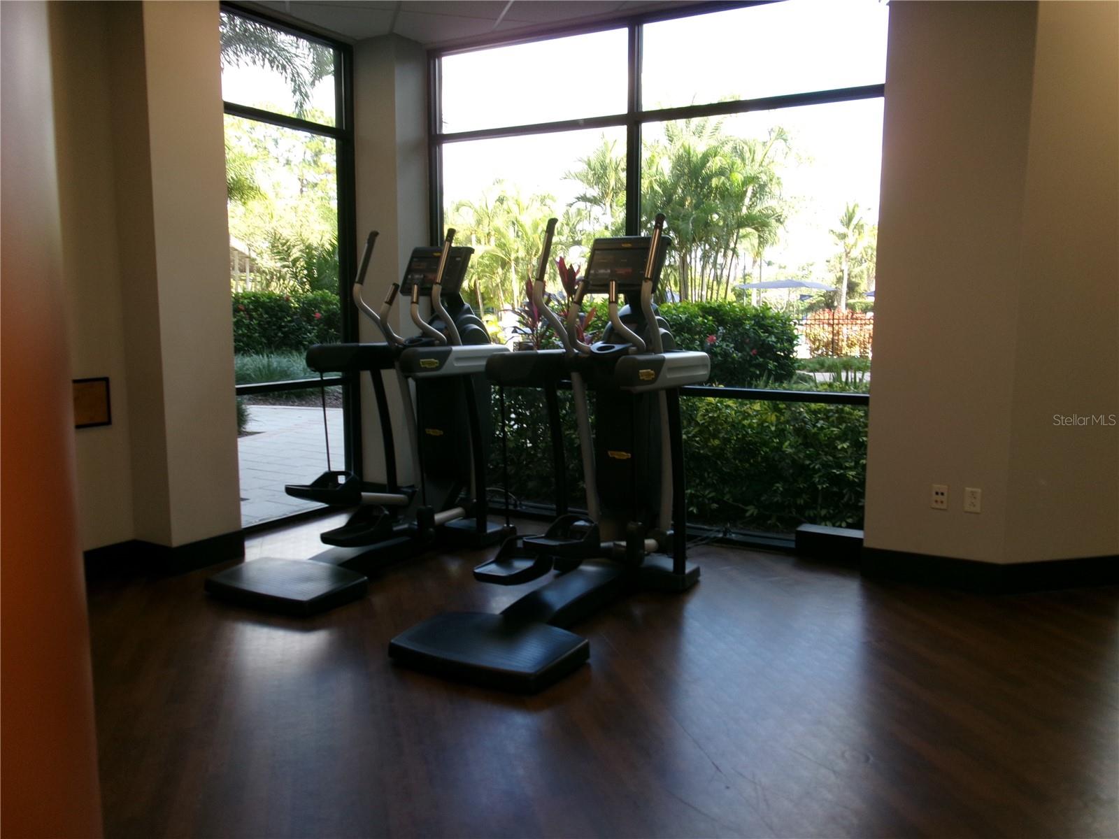 GROVE RESORT AND SPA HOTEL CONDO 1 - Residential