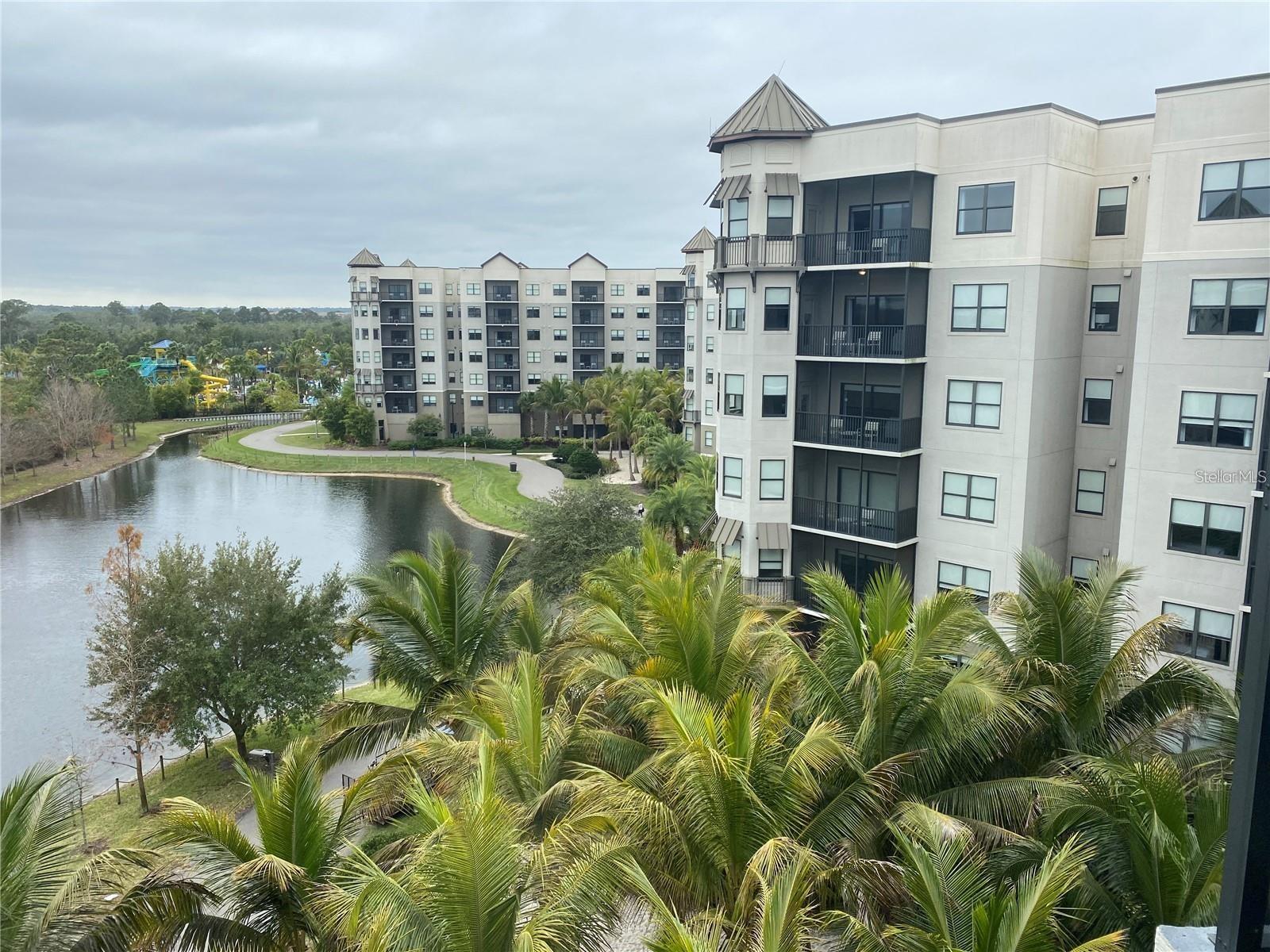 14501 GROVE RESORT AVENUE 1612