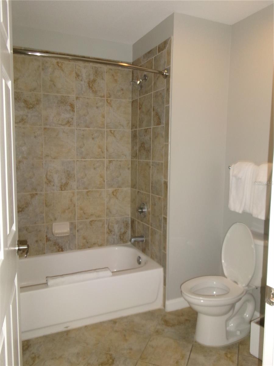 GROVE RESORT AND SPA HOTEL CONDO 1 - Residential