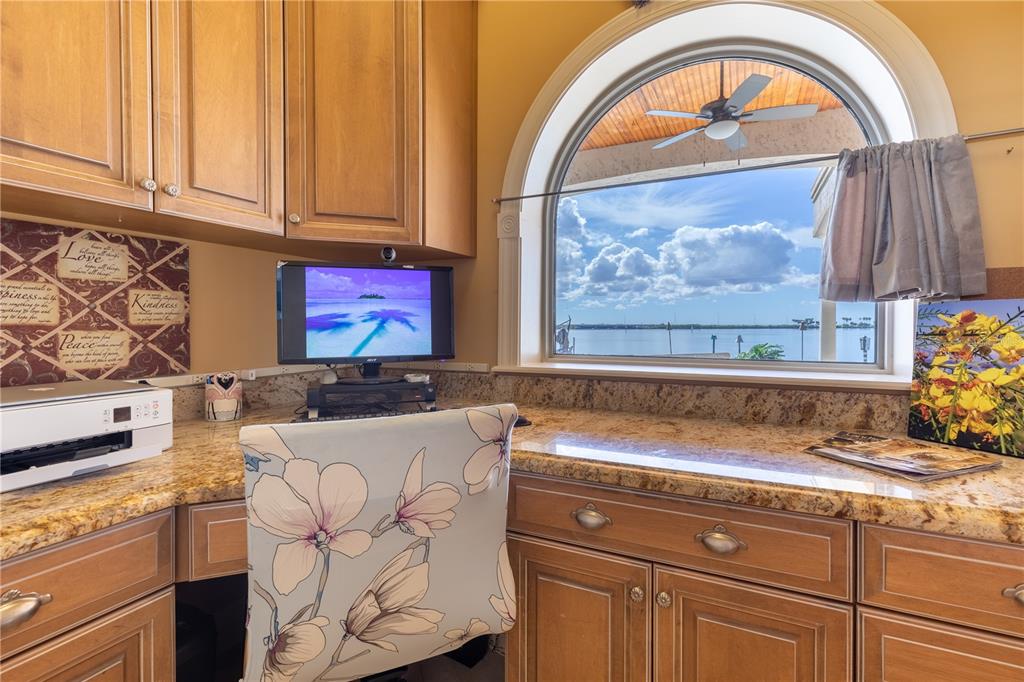 THE RESERVE OF OLD TAMPA BAY - Residential