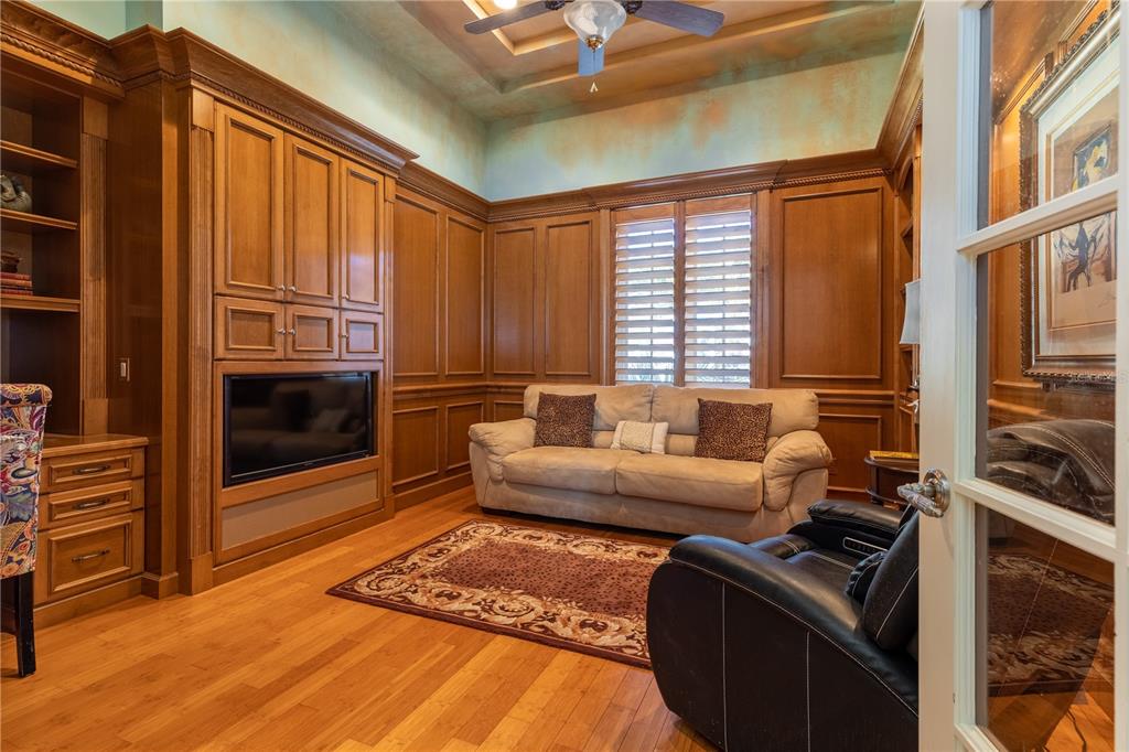 THE RESERVE OF OLD TAMPA BAY - Residential