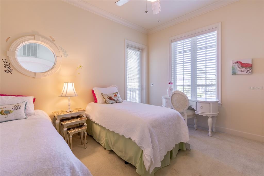 THE RESERVE OF OLD TAMPA BAY - Residential