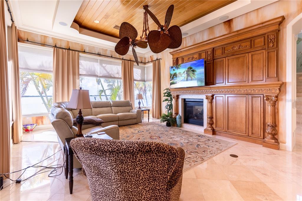 THE RESERVE OF OLD TAMPA BAY - Residential