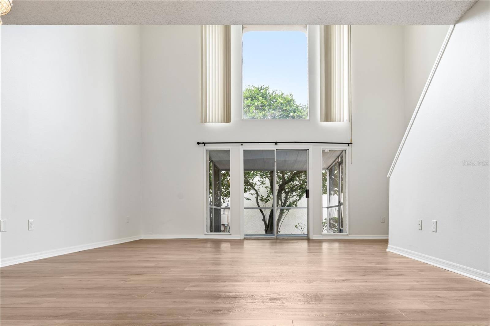 ROYAL ARMS CONDO - Residential