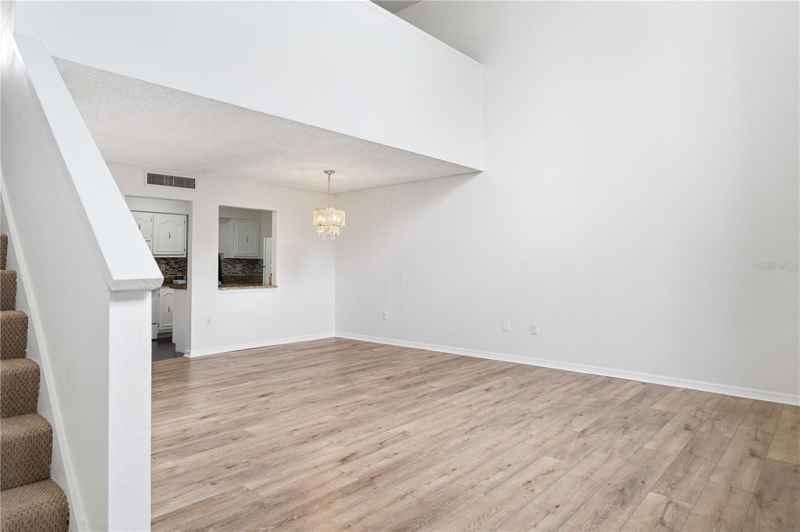 ROYAL ARMS CONDO - Residential
