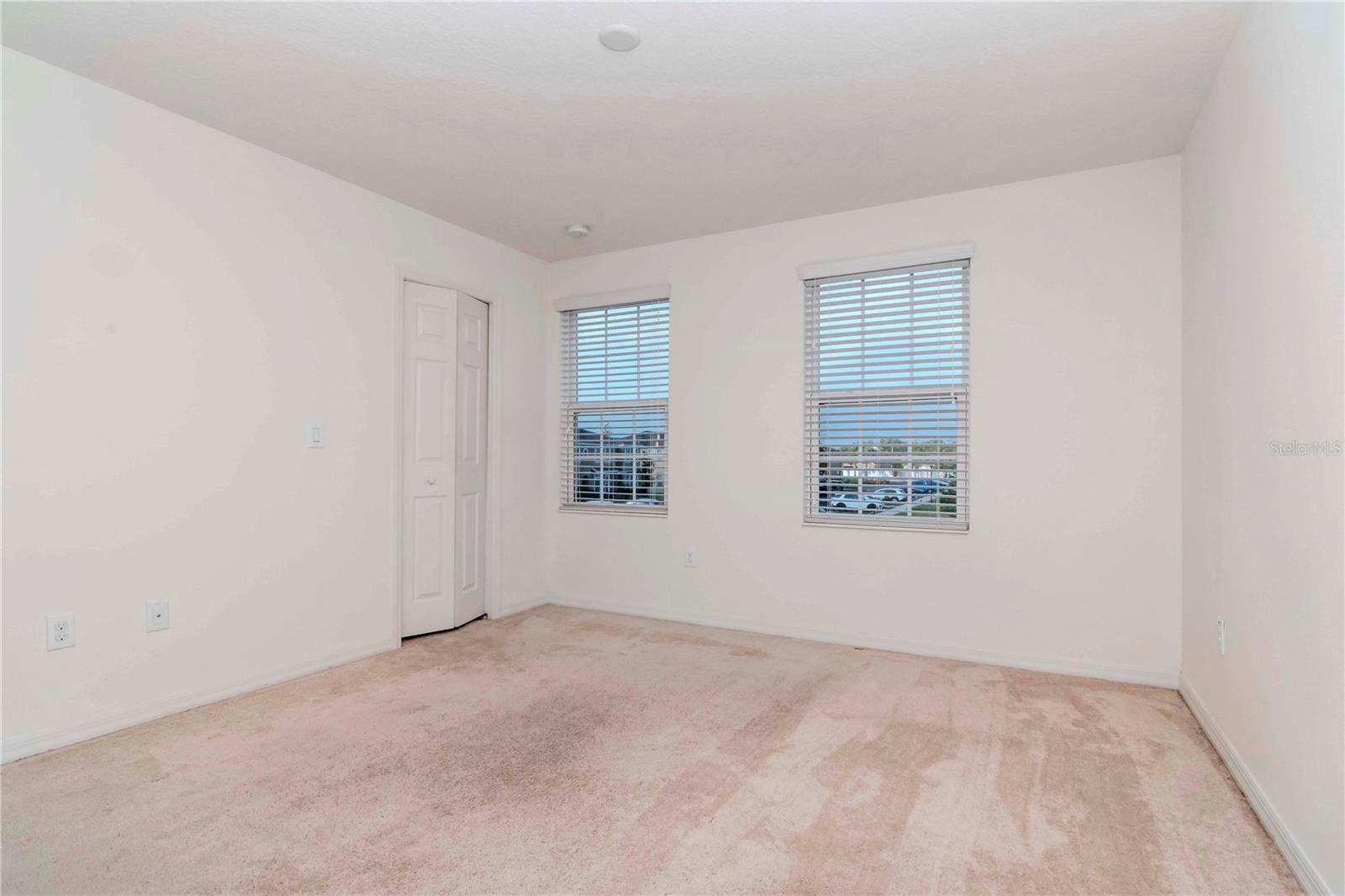 OAK CREEK PRCL 2 UNIT 2B - Residential Lease