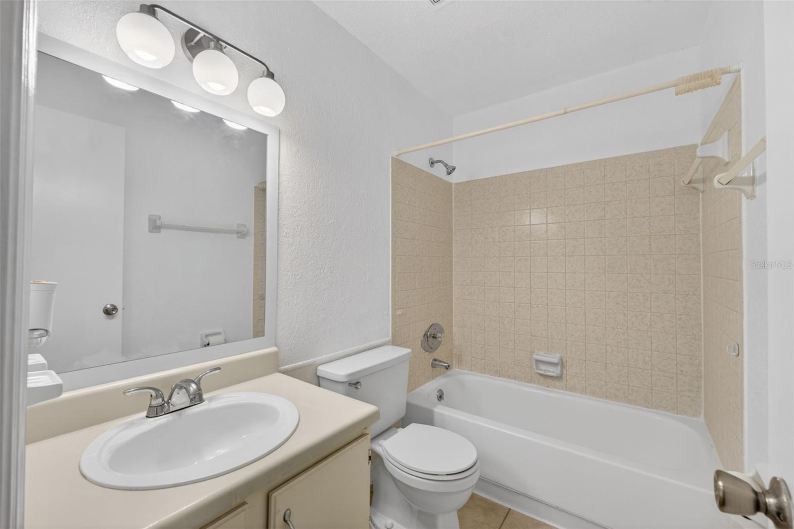 WINTER PARK VILLAS CONDO - Residential Lease