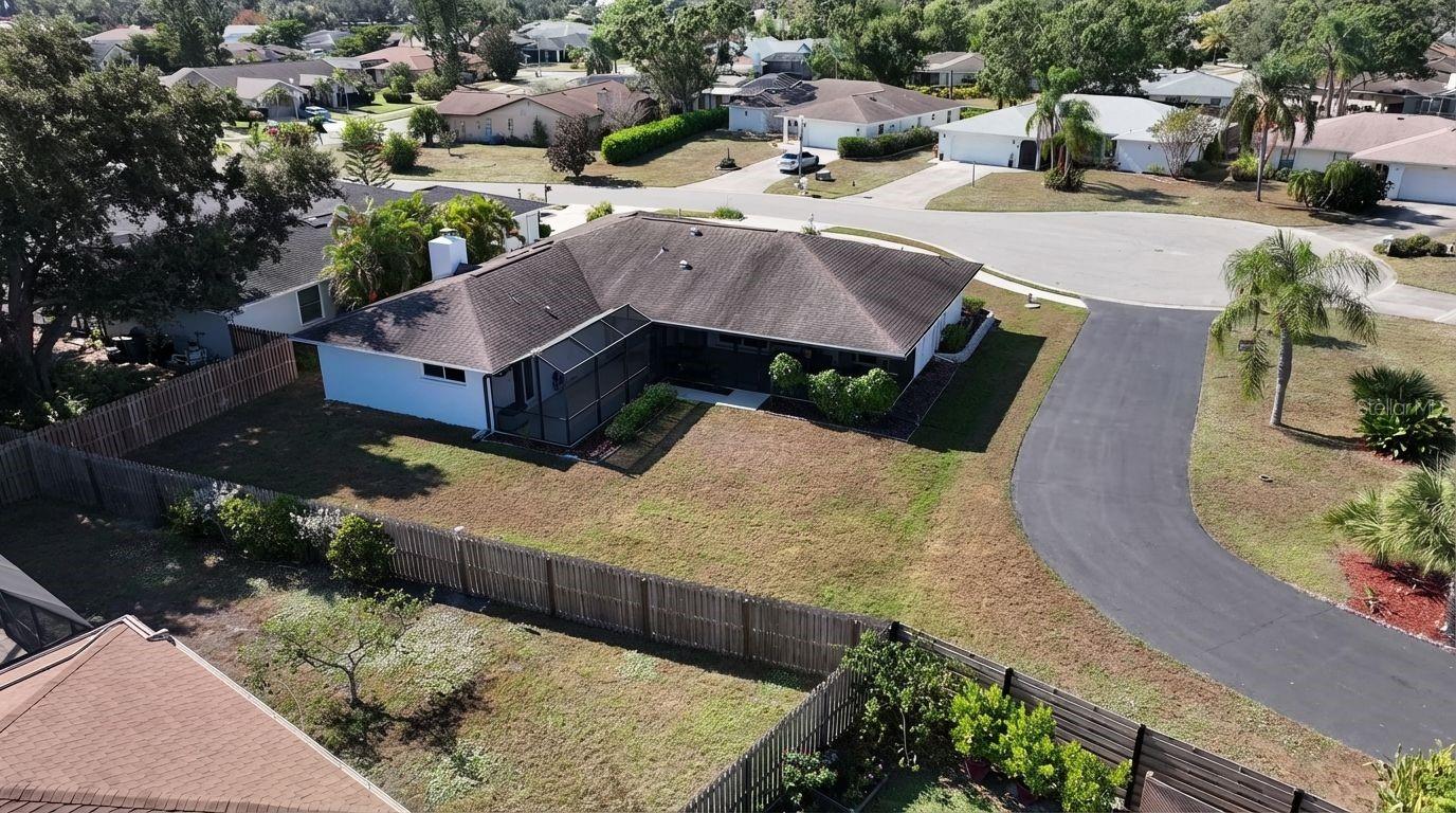 COUNTRY MEADOWS - Residential