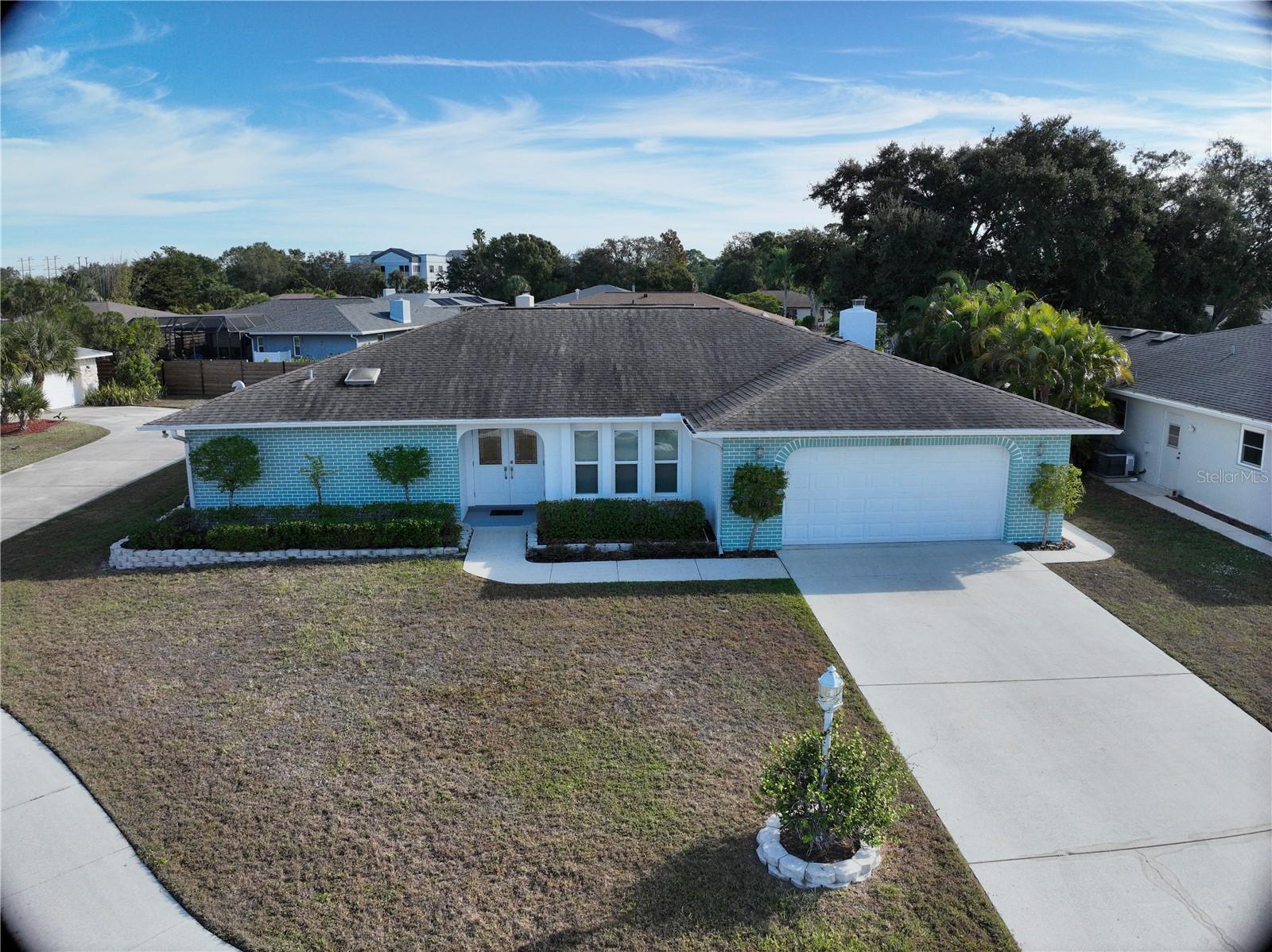 2042 COUNTRY MEADOWS PLACE