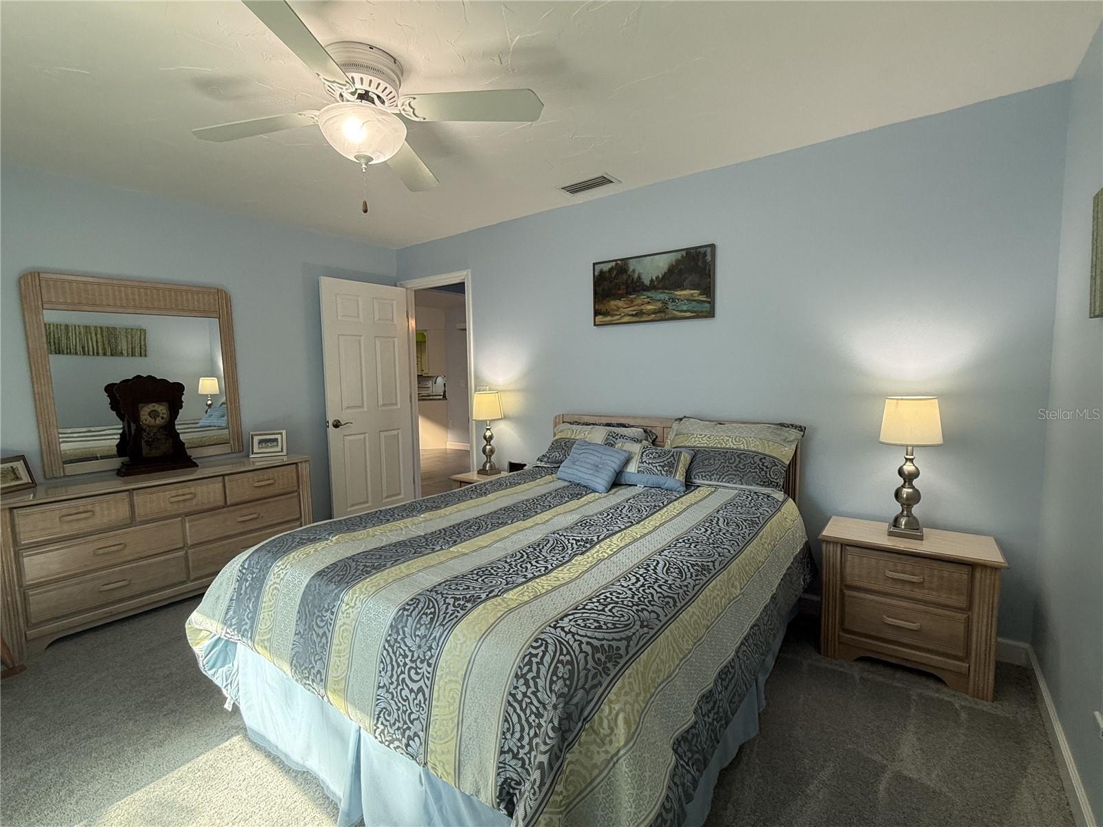 COUNTRY MEADOWS - Residential