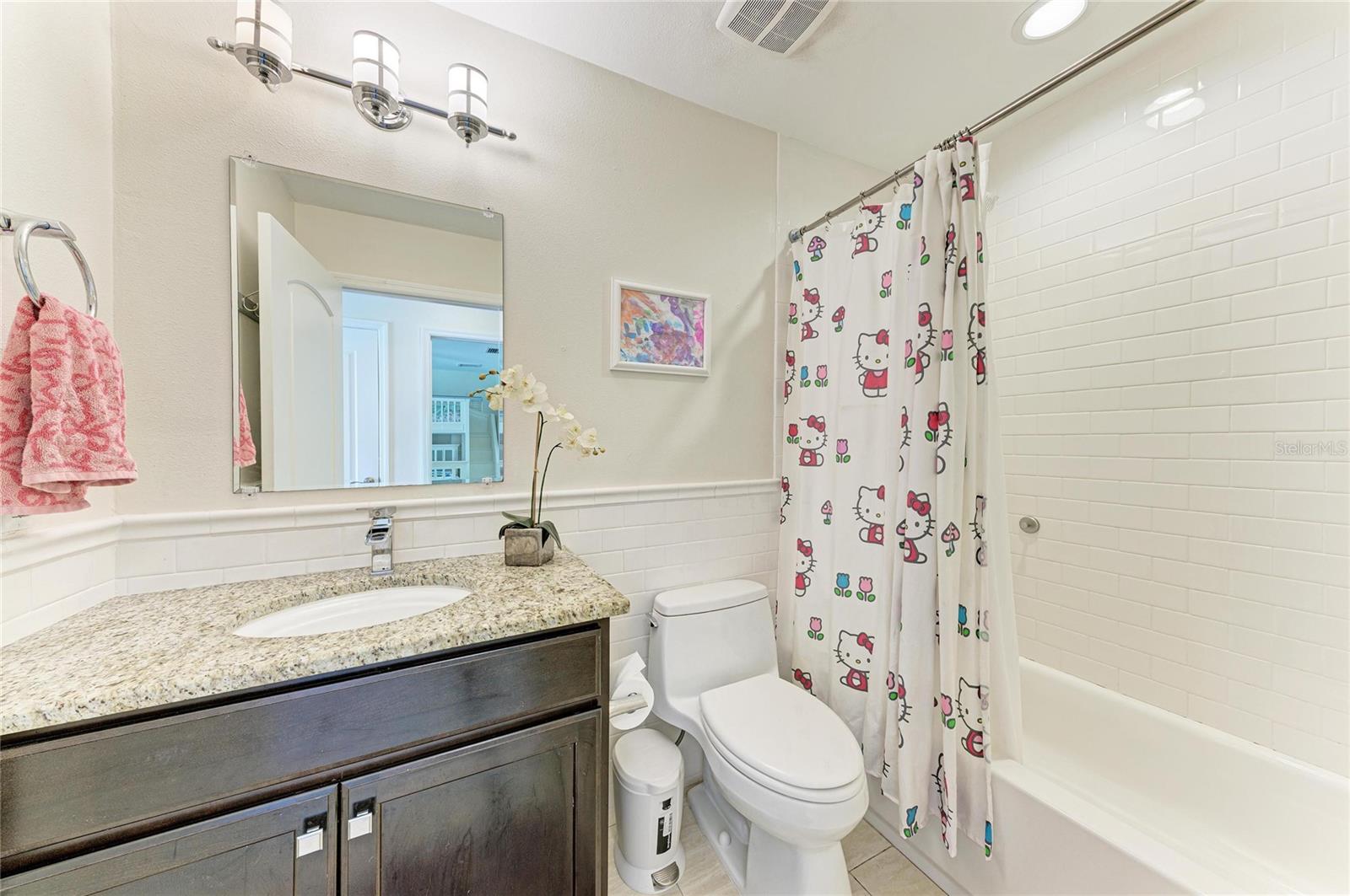 SIESTA ISLES - Residential