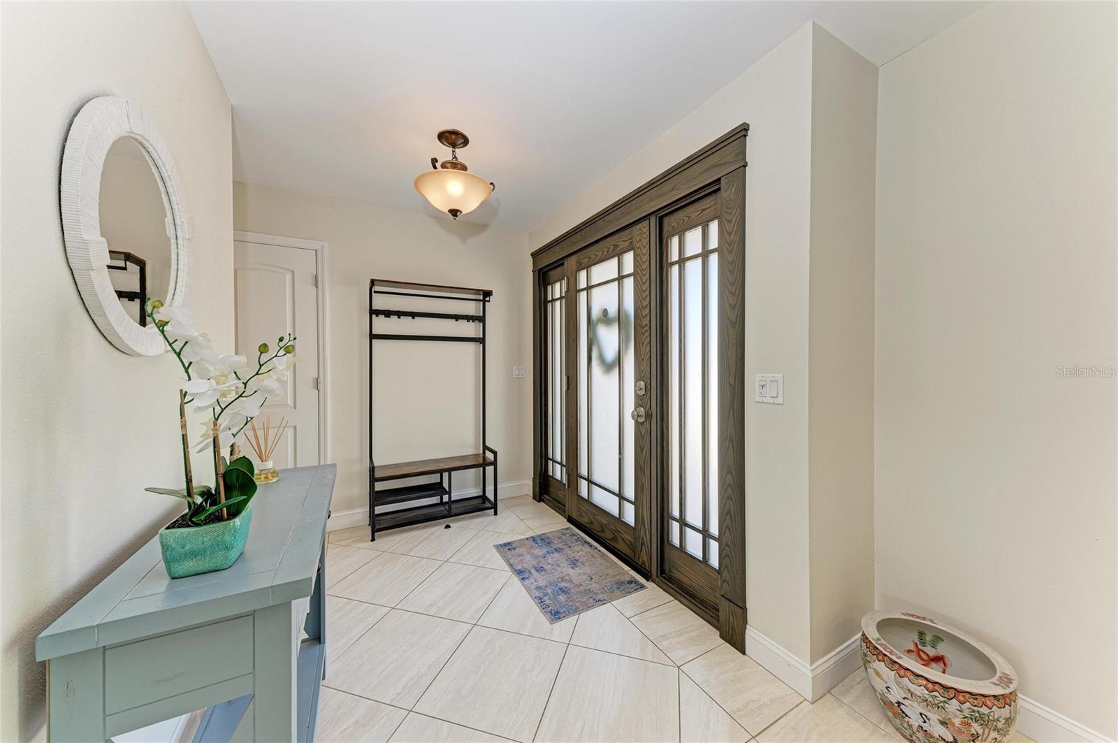 SIESTA ISLES - Residential