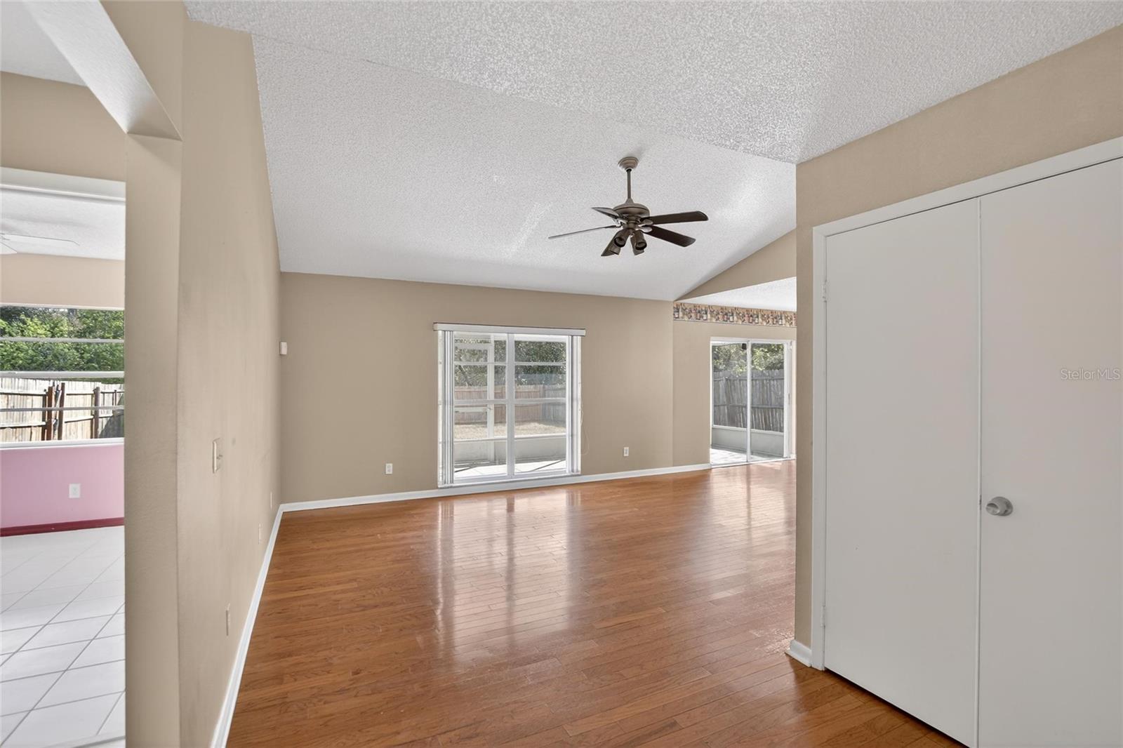 OAKDALE RIVERVIEW ESTATES UNIT I - Residential