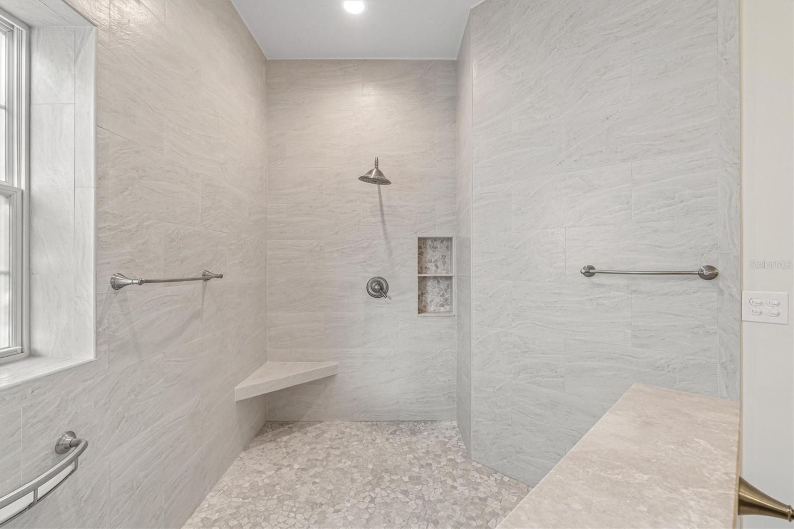 ISLAND HAMMOCK - Residential