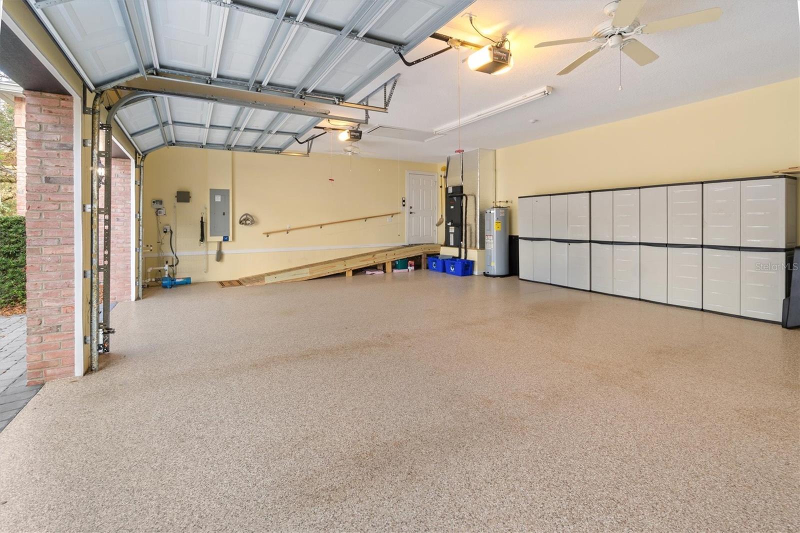 ISLAND HAMMOCK - Residential