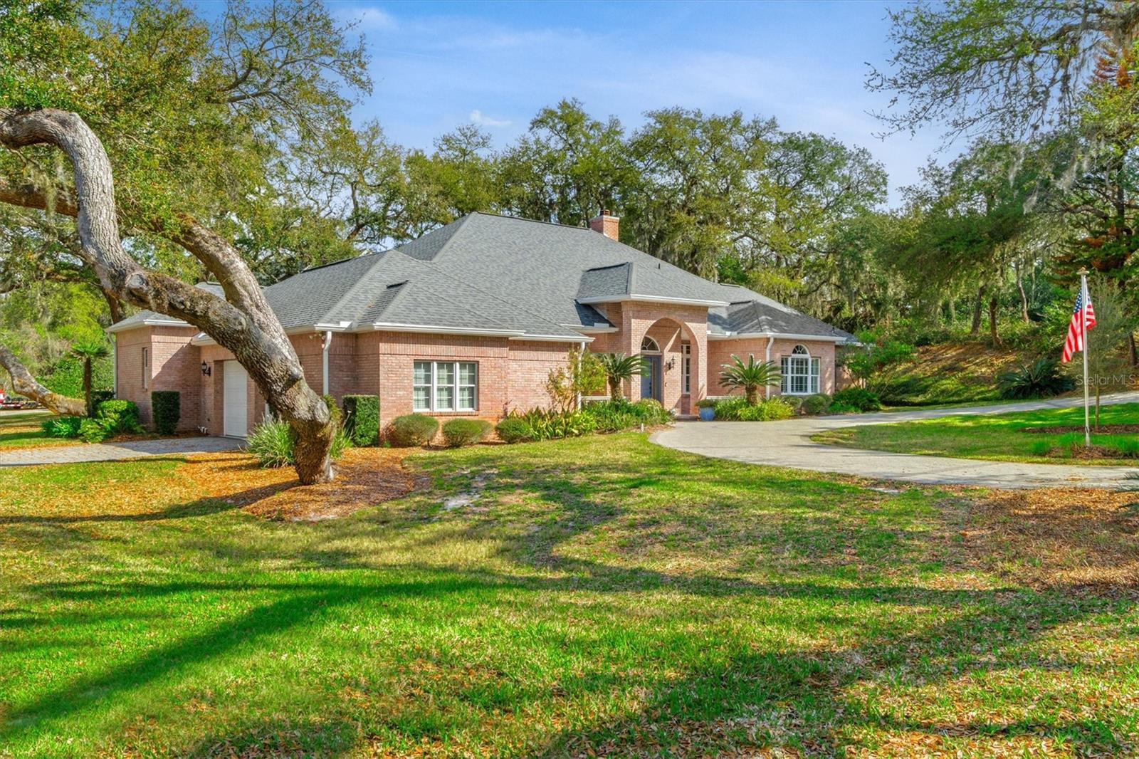 125 ISLAND HAMMOCK WAY