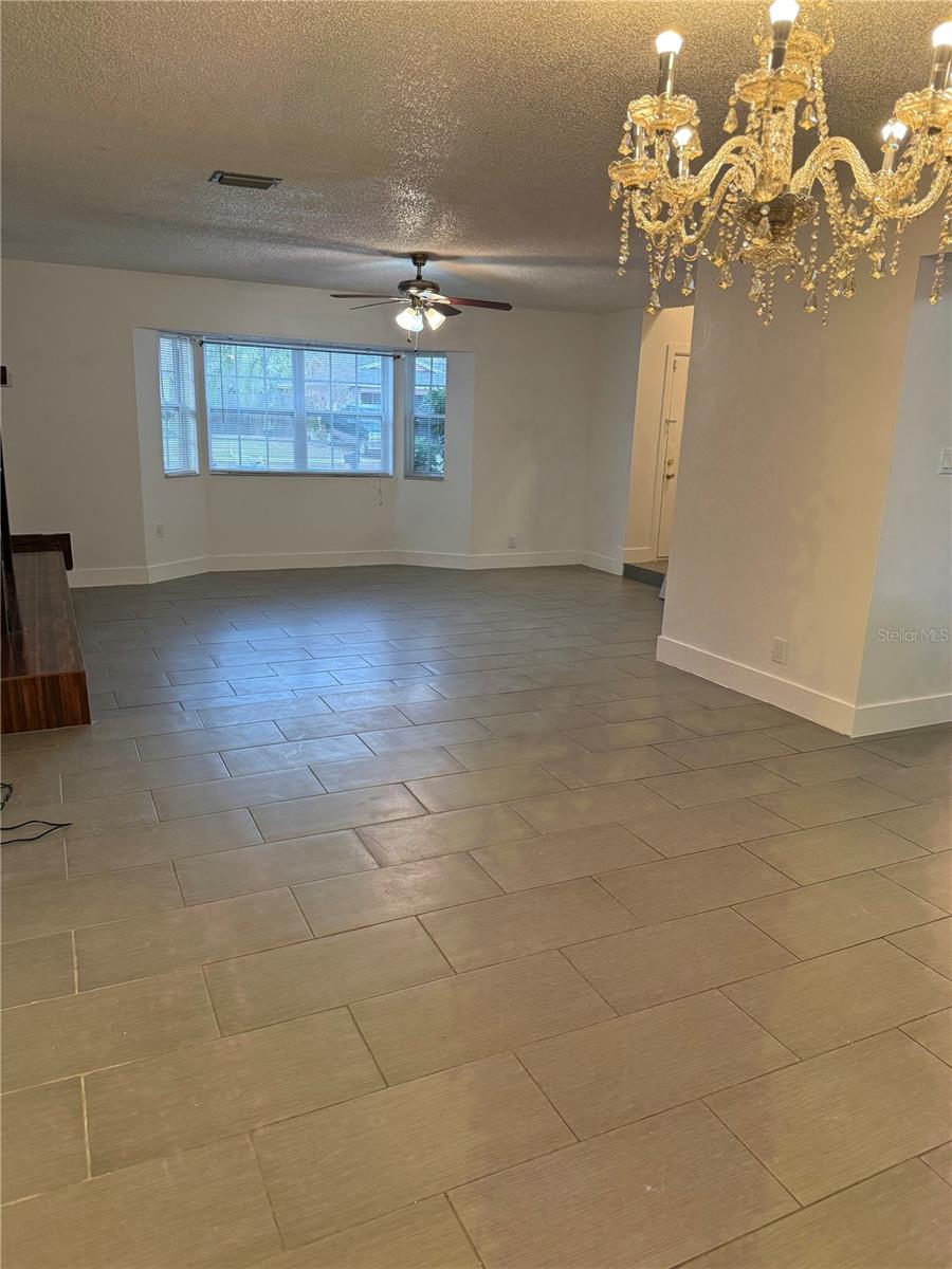 BARRINGTON SUB UNIT B - Residential Lease