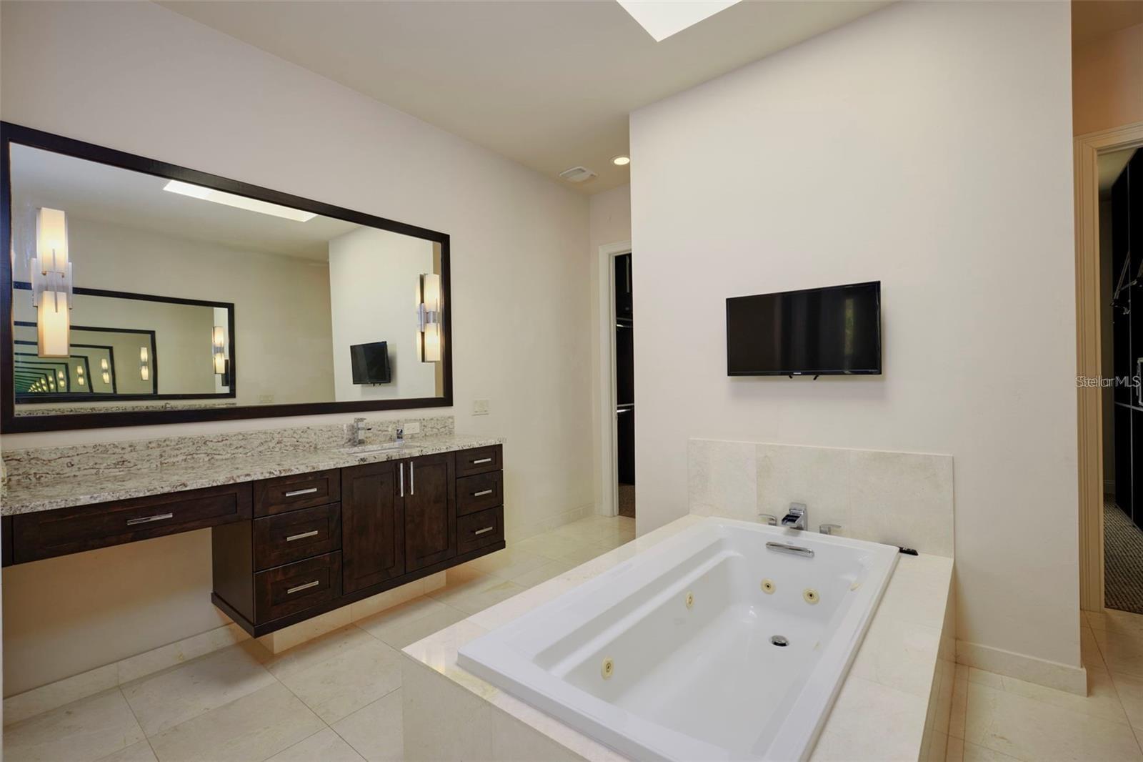 HAILE PLANTATION UNIT 36 PH 1 - Residential Lease