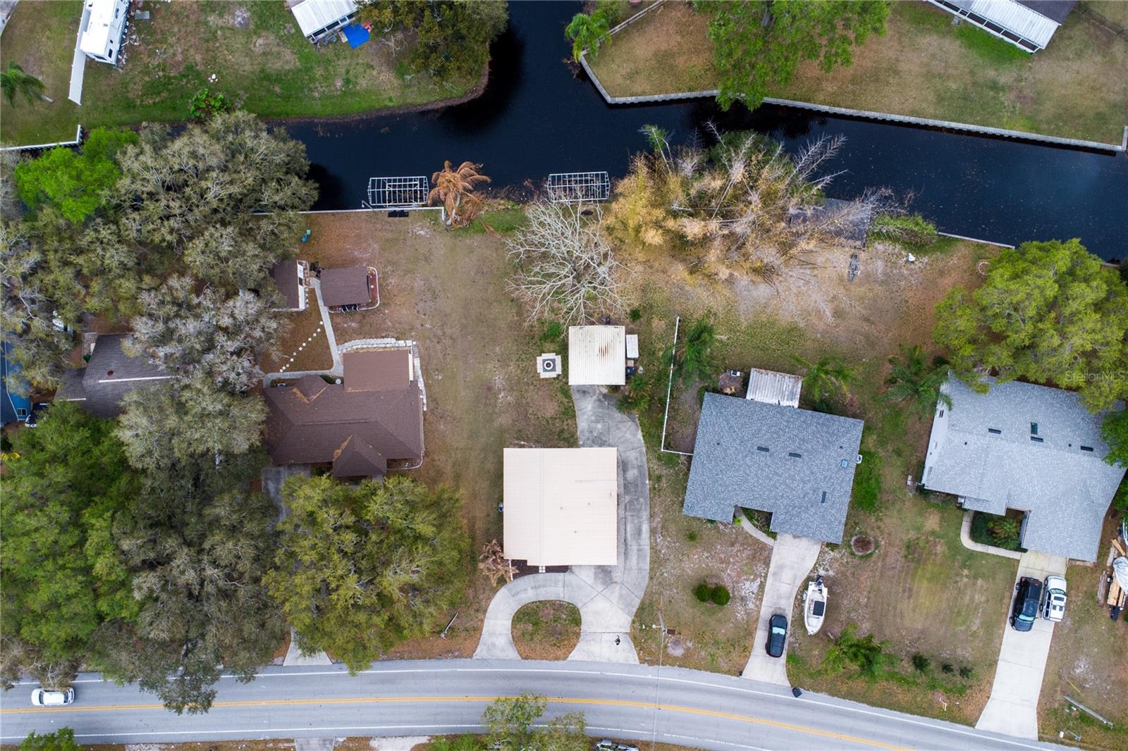 RUNNYMEDE SHORES - Residential