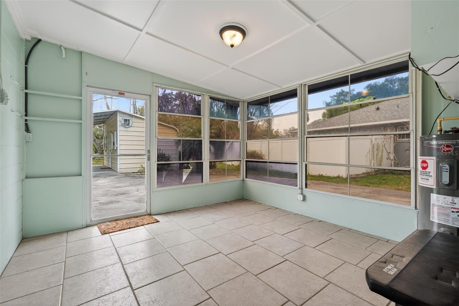 RUNNYMEDE SHORES - Residential