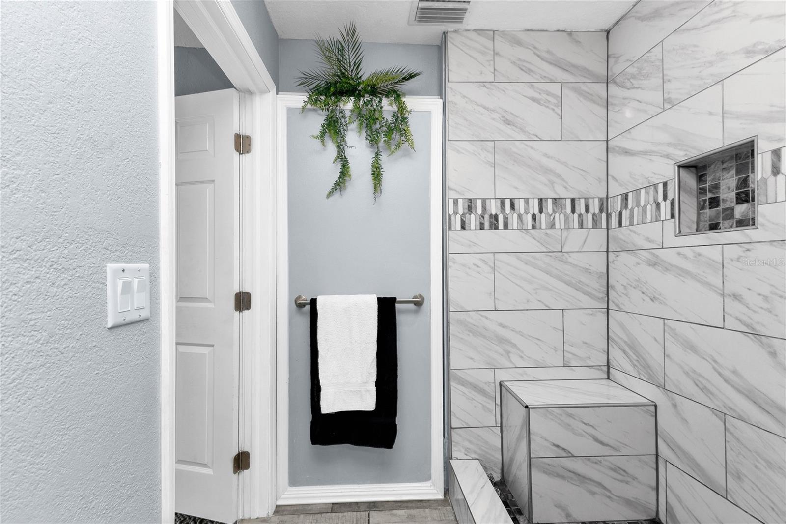 BAY SHORES - Residential