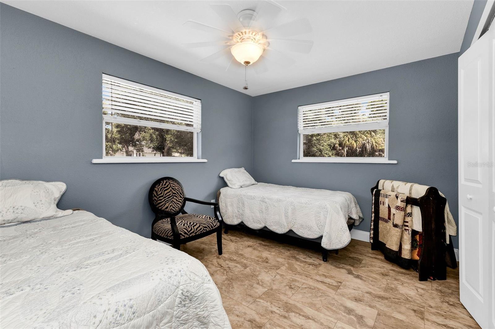 BAY SHORES - Residential