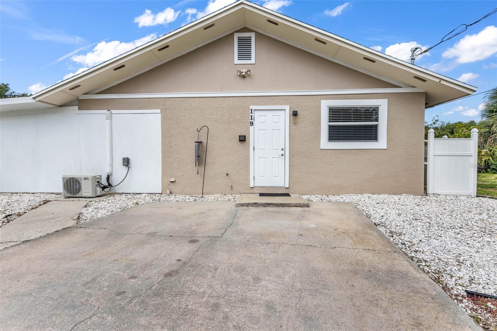 BAY SHORES - Residential