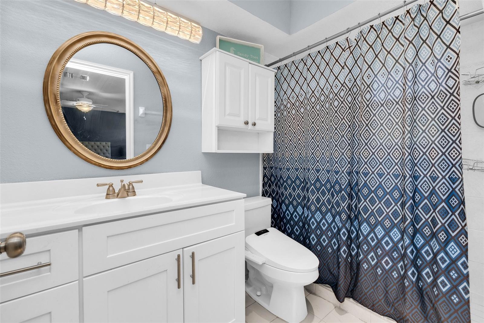 BAY SHORES - Residential