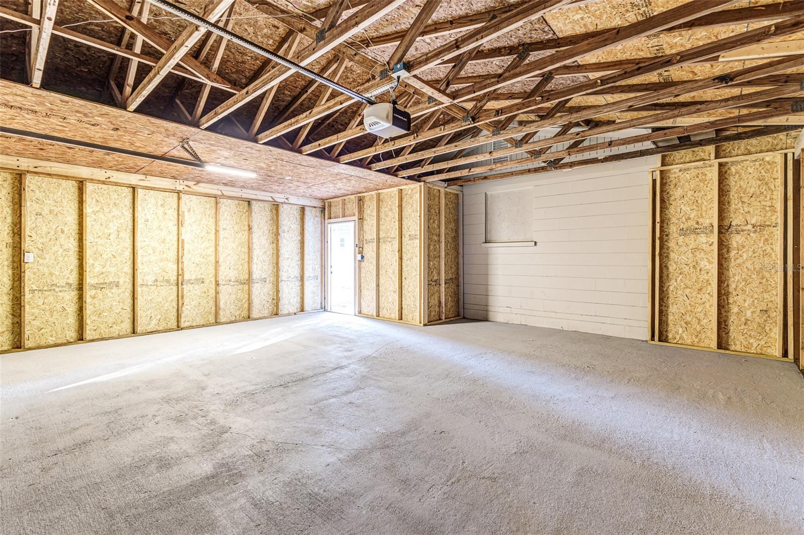 HACKLAKE - Residential