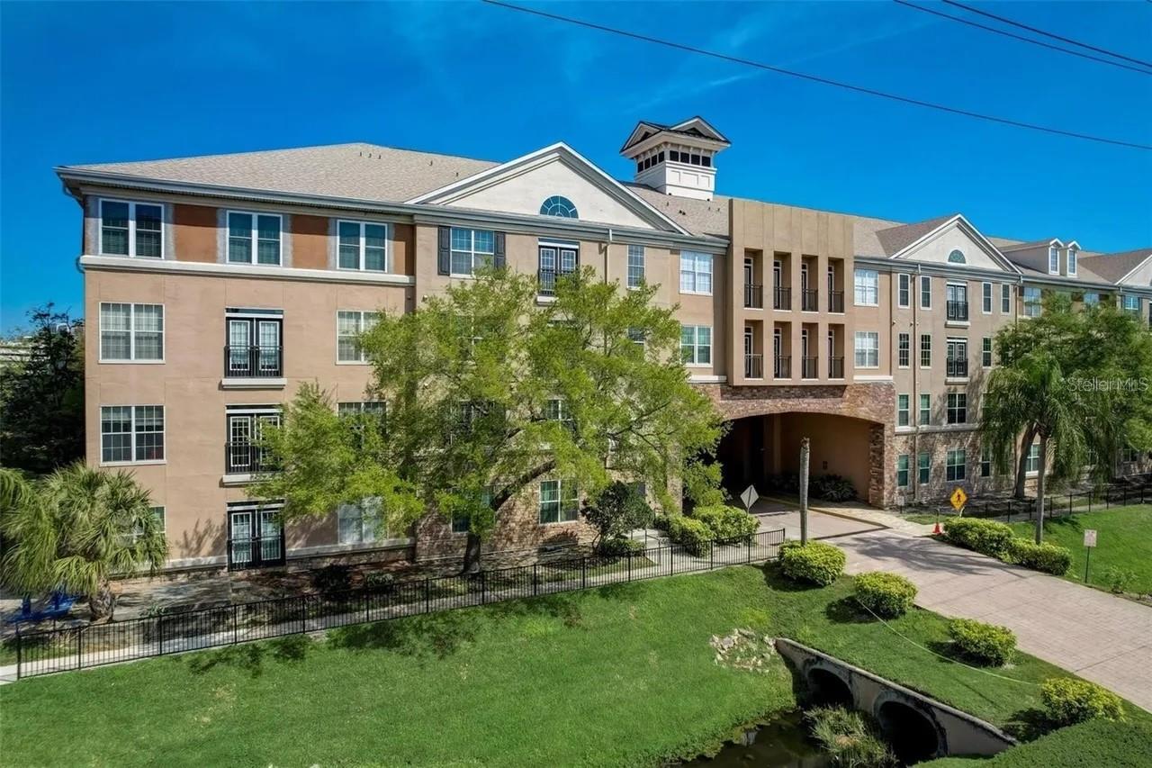 VILLA SONOMA AT INTERNATIONAL PLAZA CONDO - Residential Lease