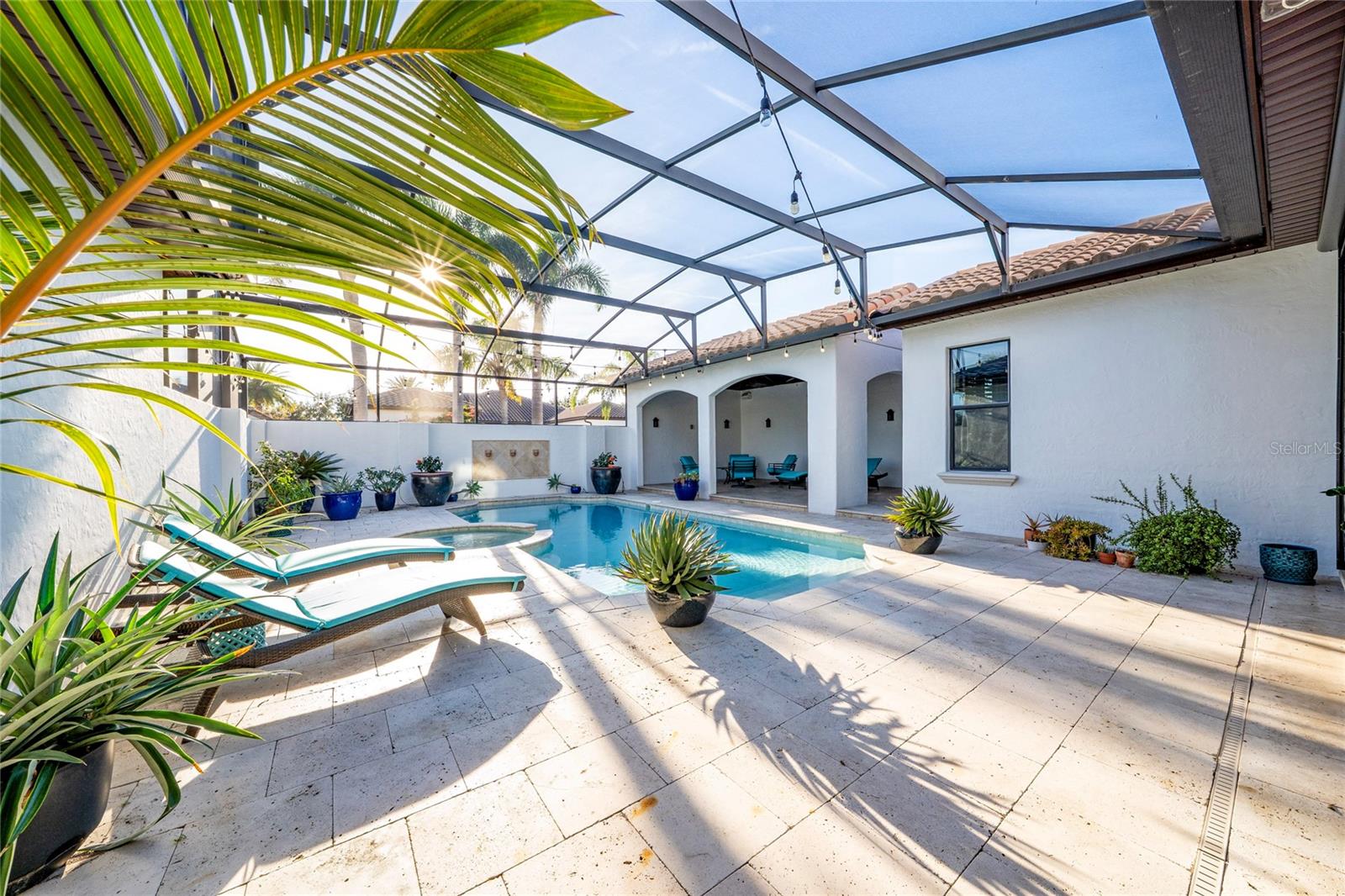 WATERSTONE - Residential