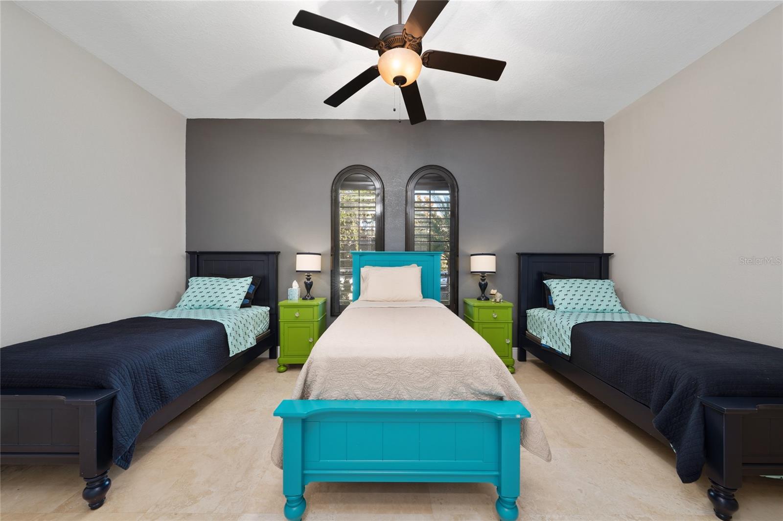 WATERSTONE - Residential