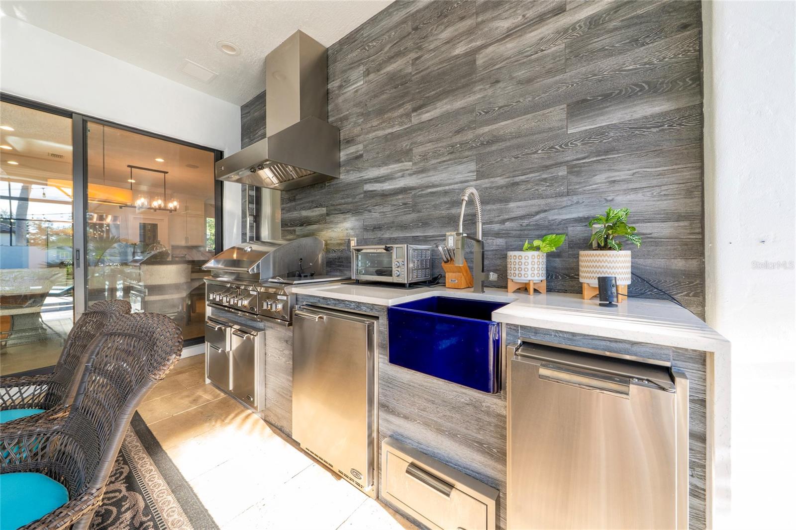 WATERSTONE - Residential