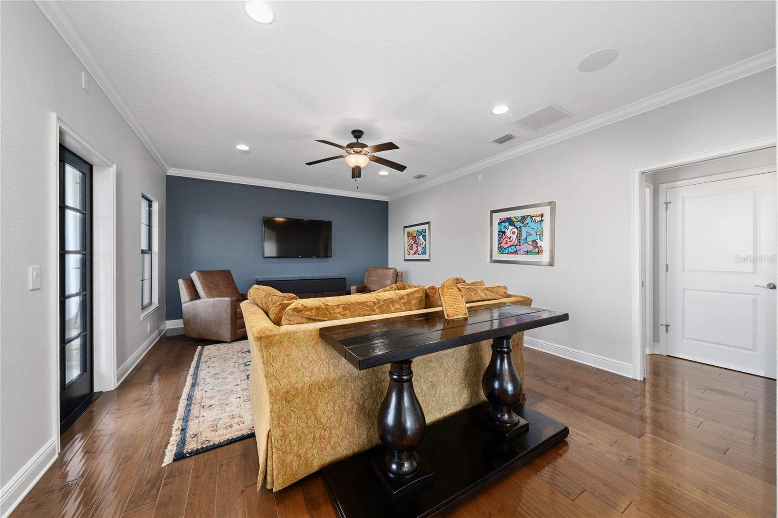 WATERSTONE - Residential