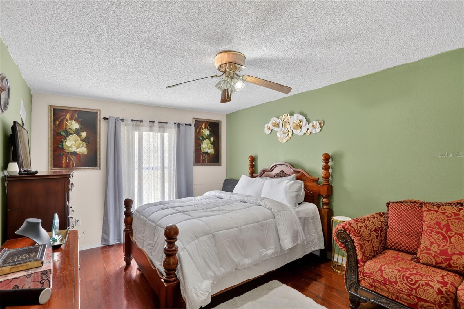 WESTLAKE - Residential