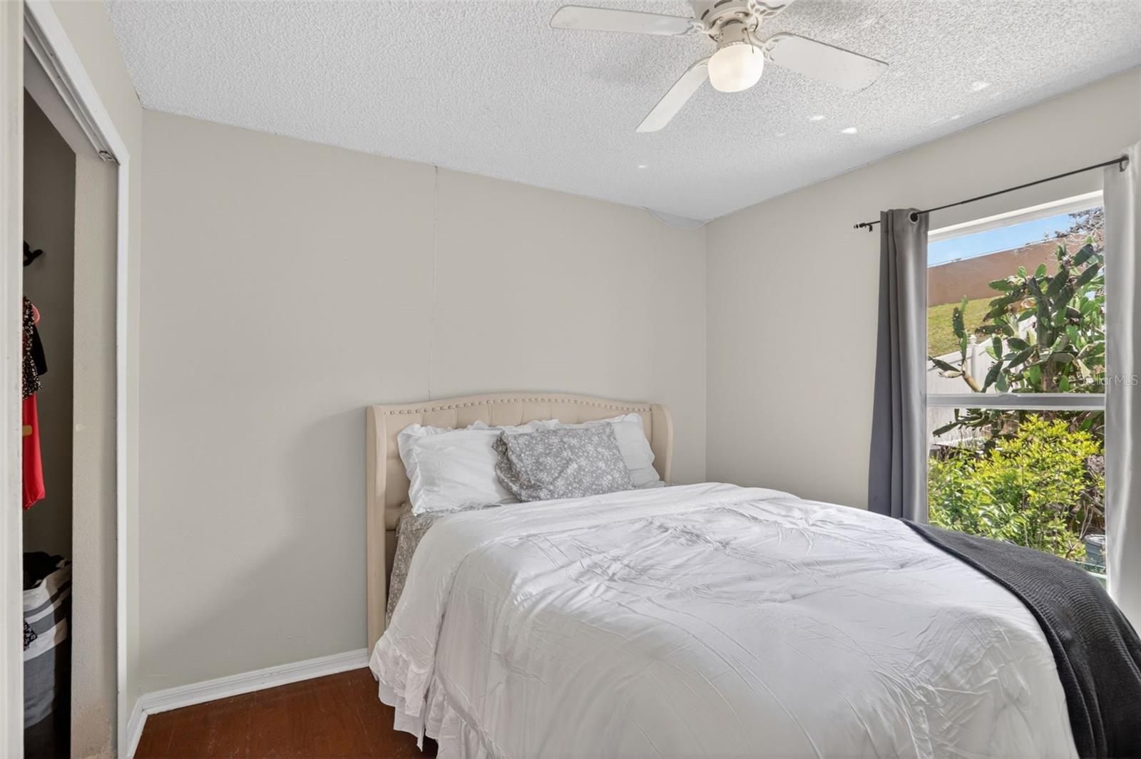 WESTLAKE - Residential