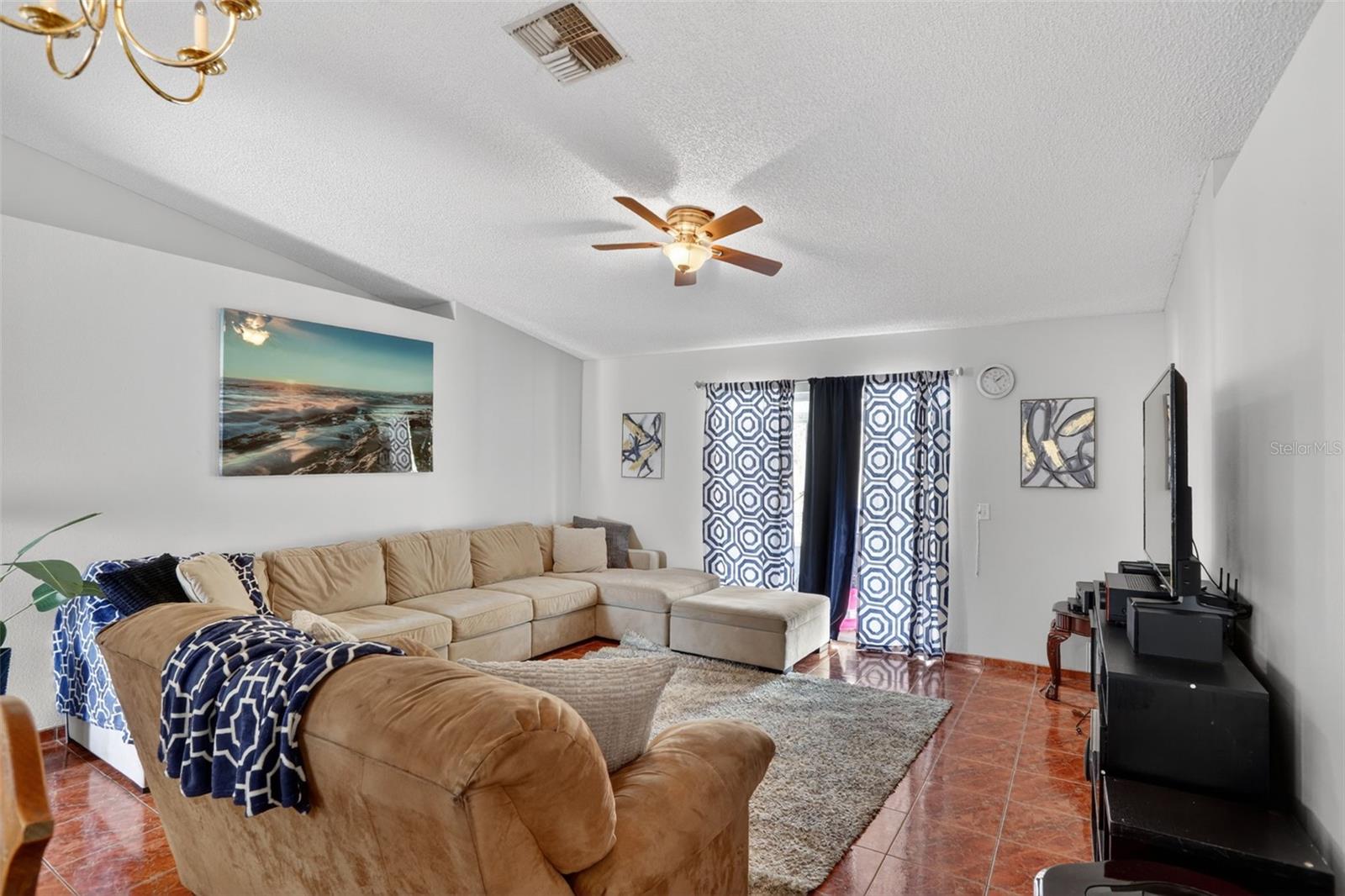 WESTLAKE - Residential