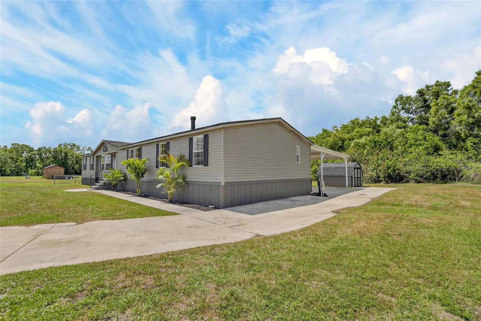 TEMPLE TERRACE WOODS - Residential